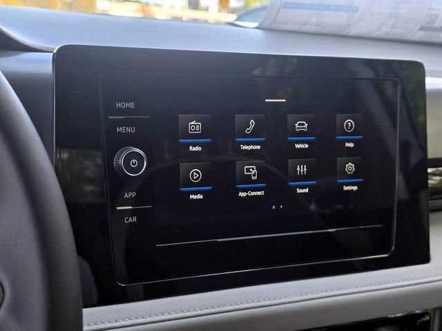 Used 2026 Volkswagen Taos S FWD image 14