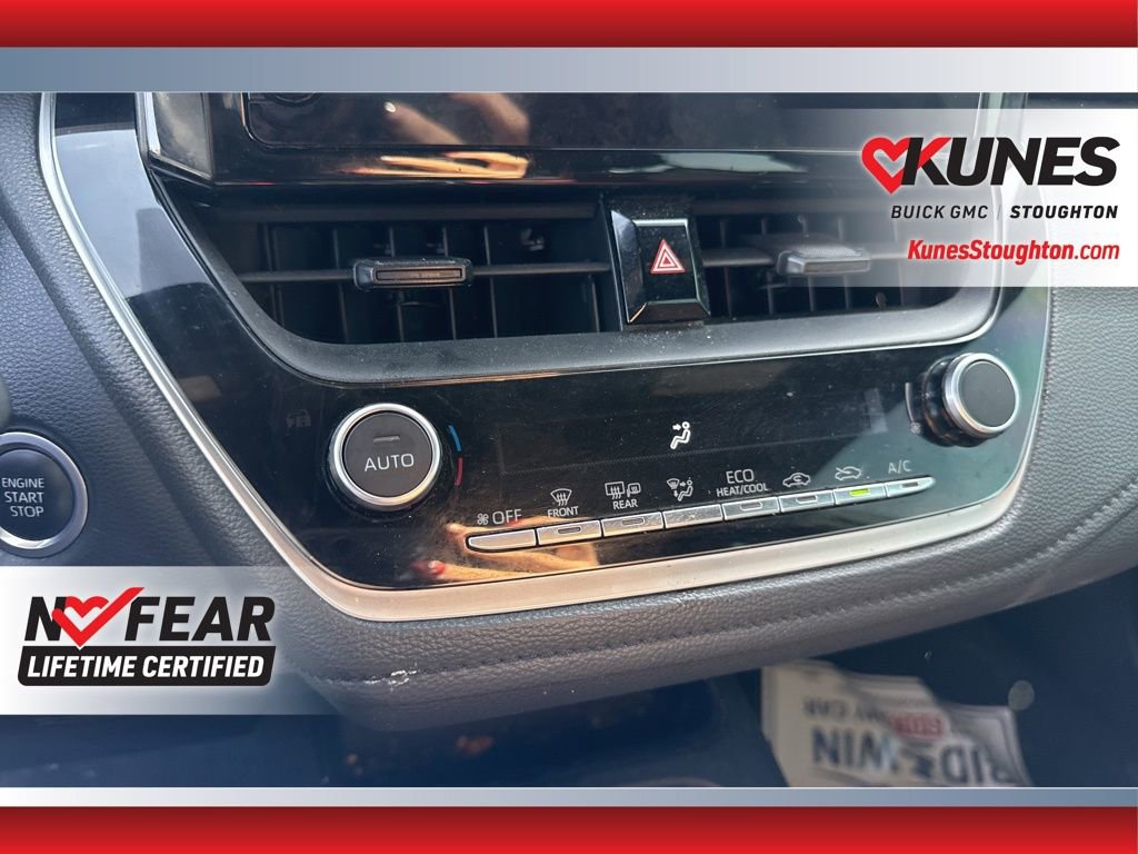 Used 2023 Toyota Corolla SE image 30