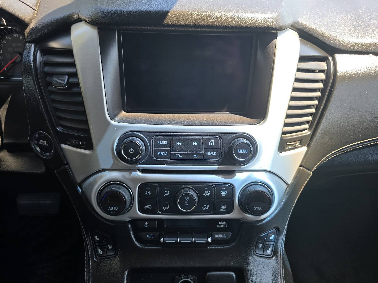 Used 2015 GMC Yukon SLT AWD/4WD image 26