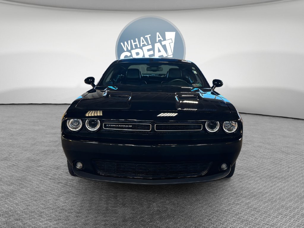 Used 2017 Dodge Challenger SXT Plus RWD image 9