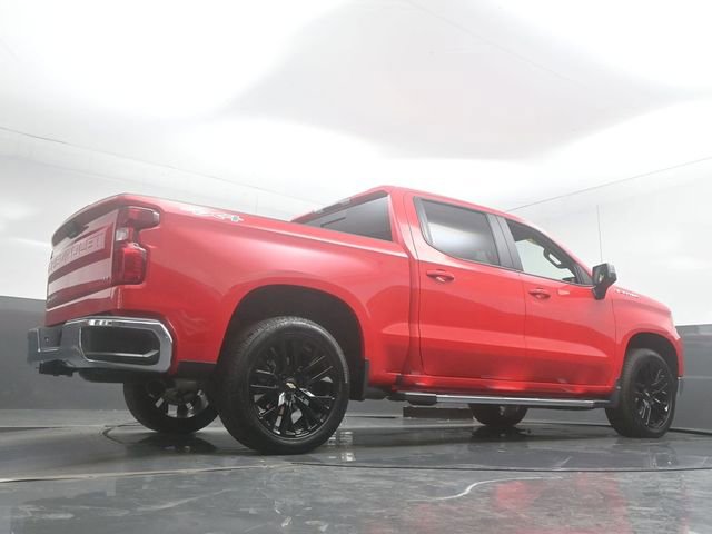 Certified 2025 Chevrolet Silverado 1500 LT w/ Leather Package AWD/4WD image 32