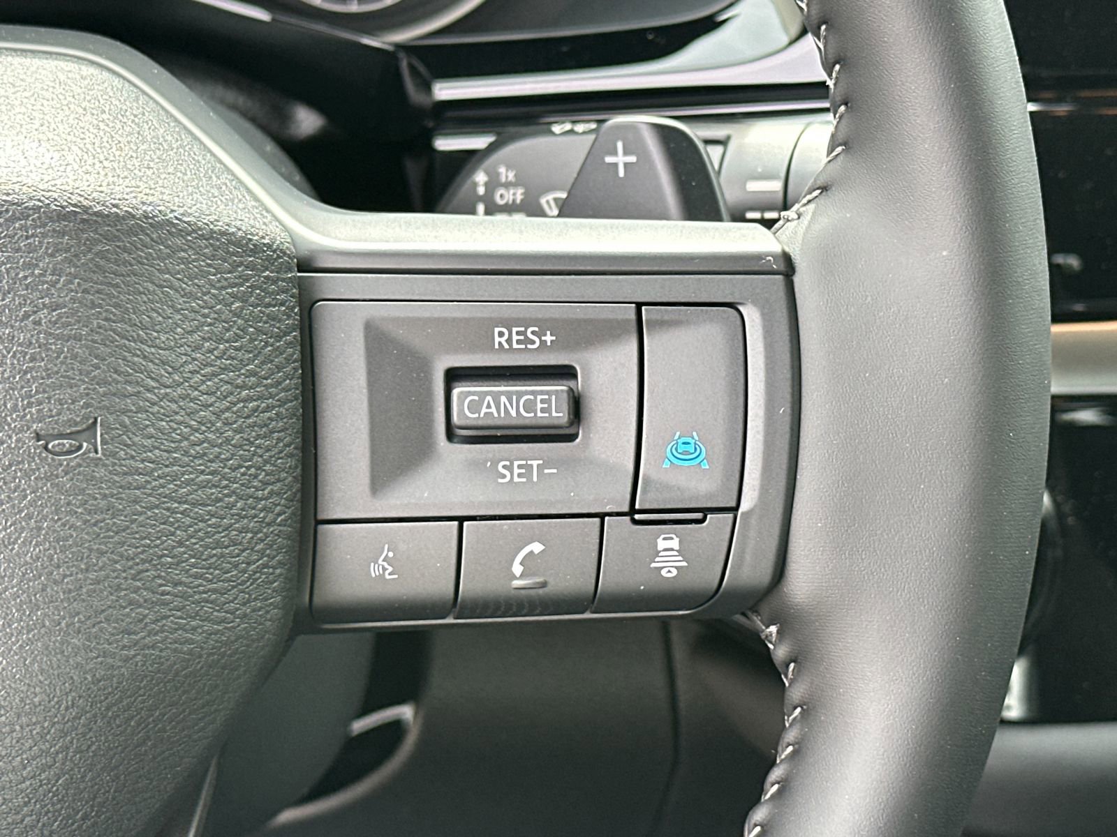 New 2026 Nissan Pathfinder SV image 25