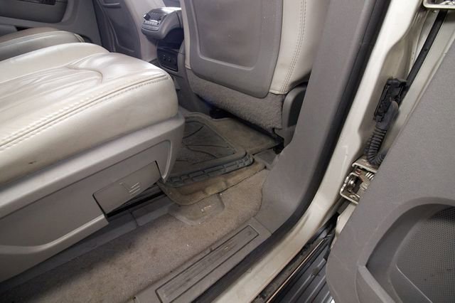 Used 2014 Chevrolet Traverse LTZ w/ LPO, 'HIT The Road' Package image 61