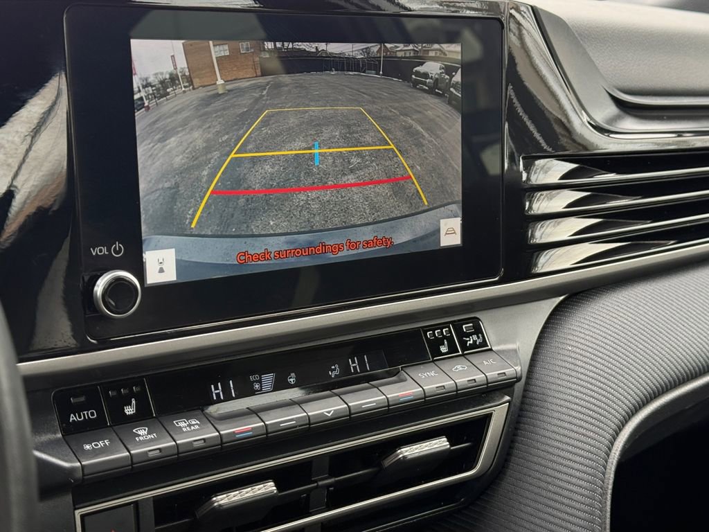 Certified 2025 Toyota Camry SE w/ Convenience Package image 32