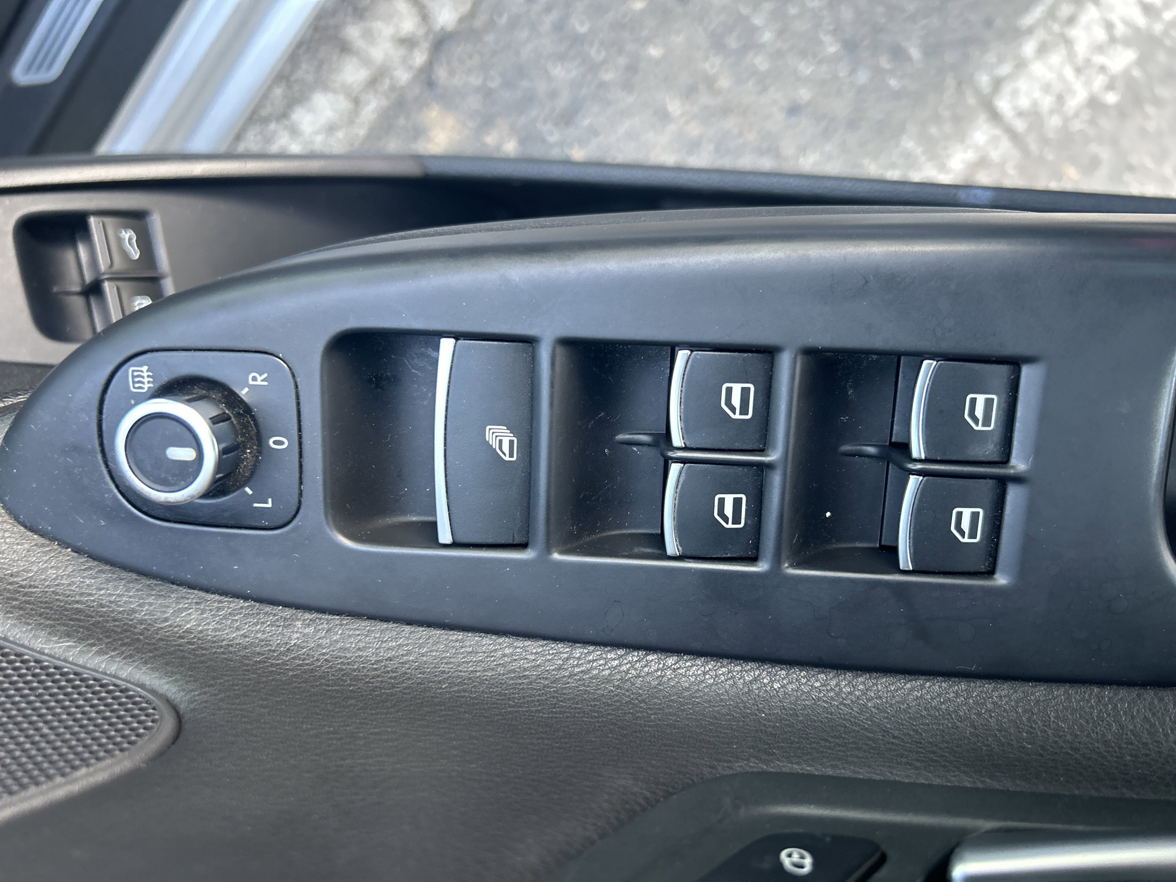 Used 2013 Volkswagen Eos Komfort image 24