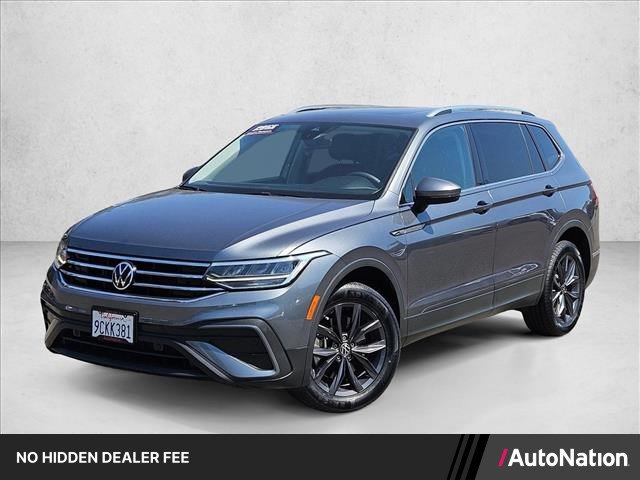 Used 2022 Volkswagen Tiguan SE AWD/4WD image 1