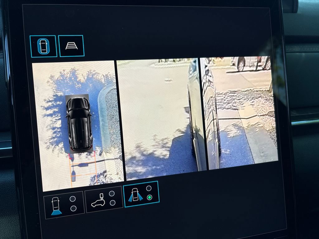New 2026 GMC Terrain AT4 w/ Technology Package II AWD/4WD image 26