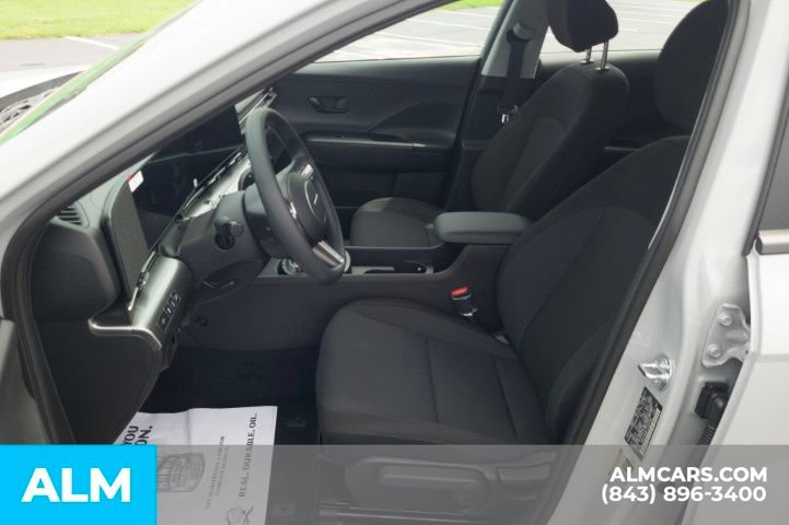 Used 2026 Hyundai Kona SE FWD image 15