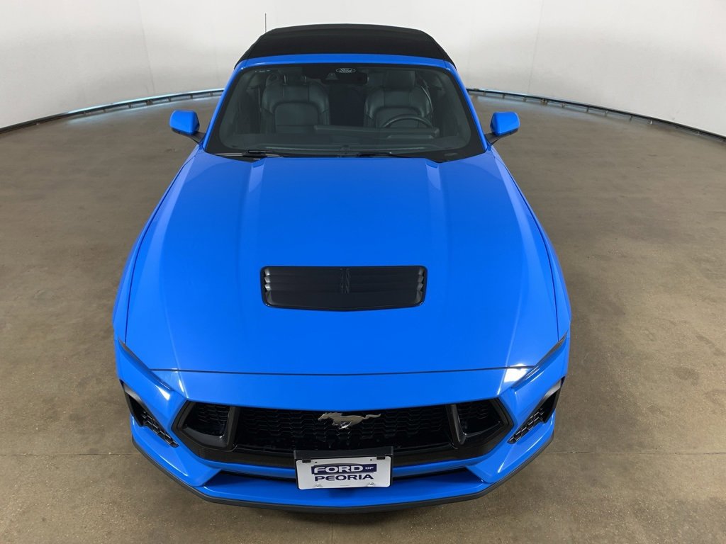 Used 2025 Ford Mustang GT Premium image 4