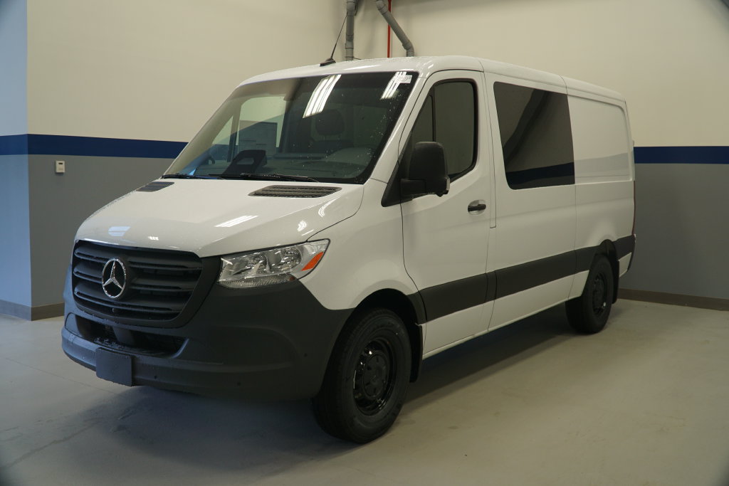 New 2026 Mercedes-Benz Sprinter 2500 image 3