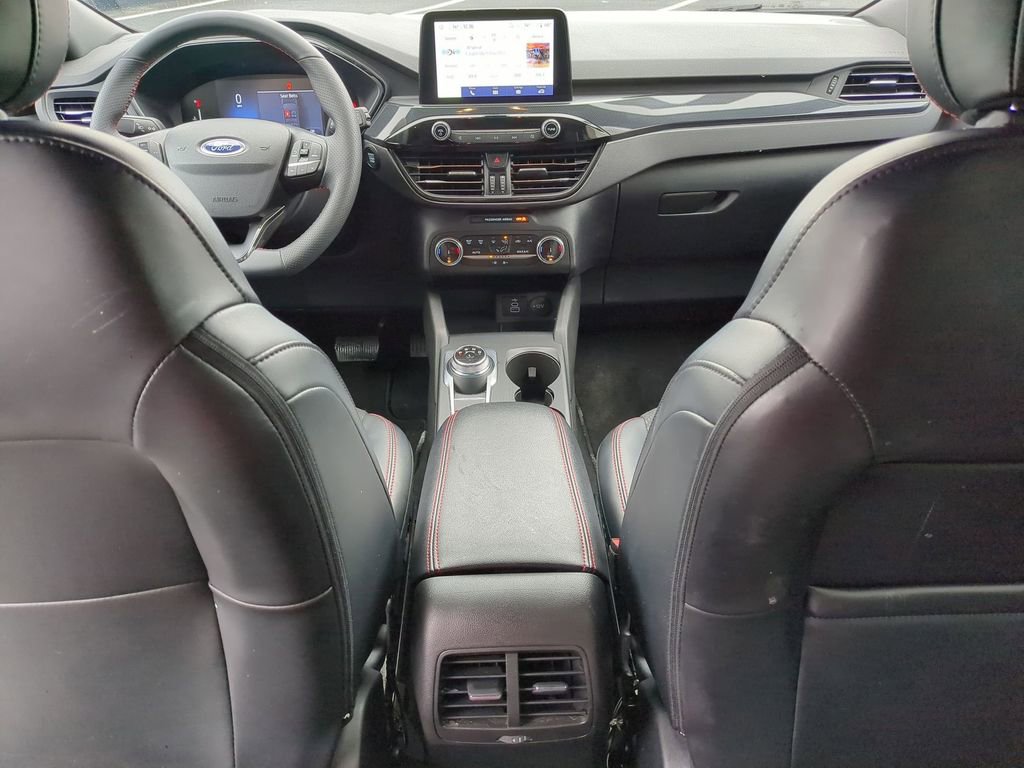 Used 2025 Ford Escape ST-Line image 25