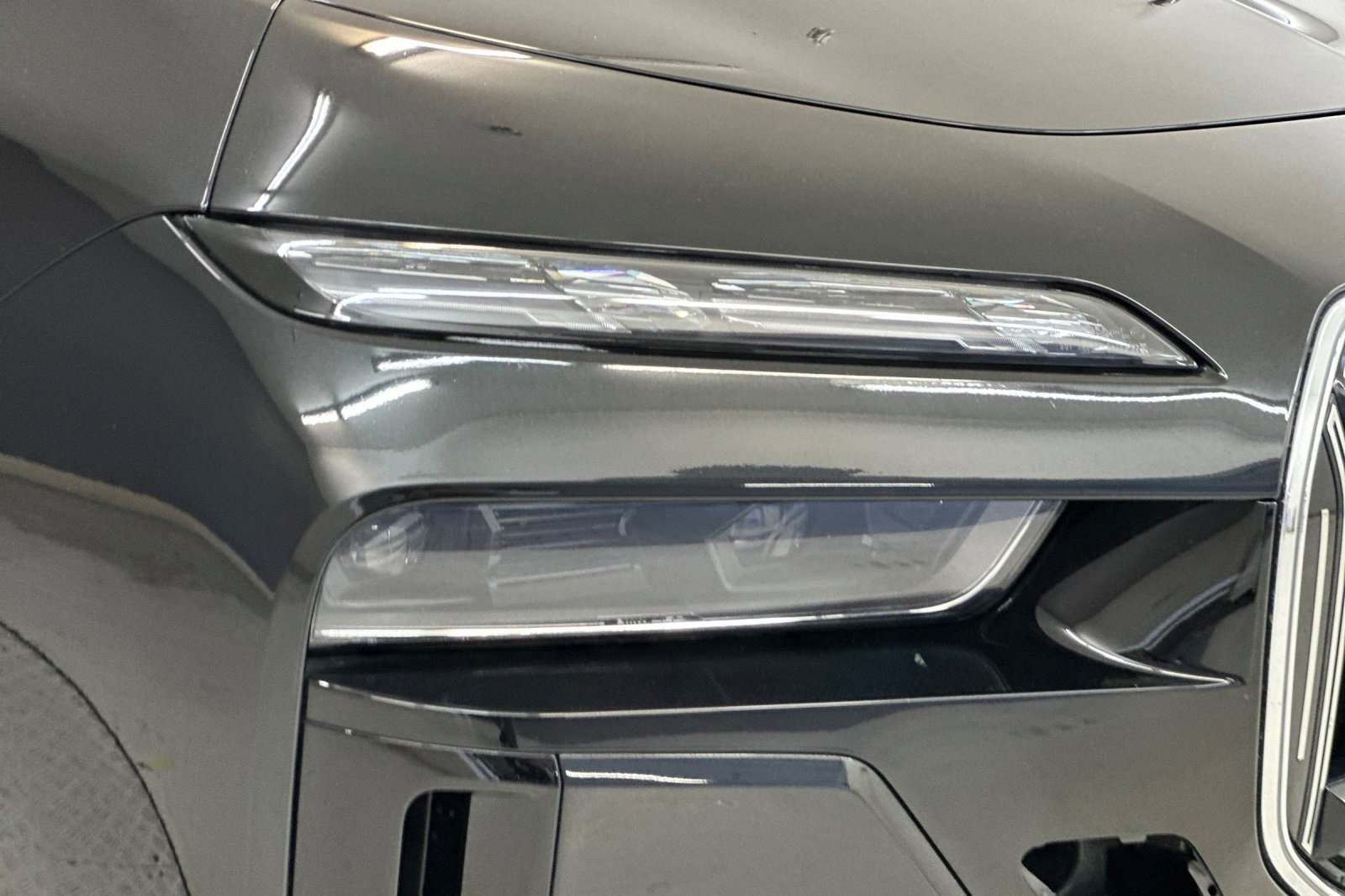Certified 2023 BMW i7 xDrive60 w/ Executive Package 2 AWD/4WD image 10