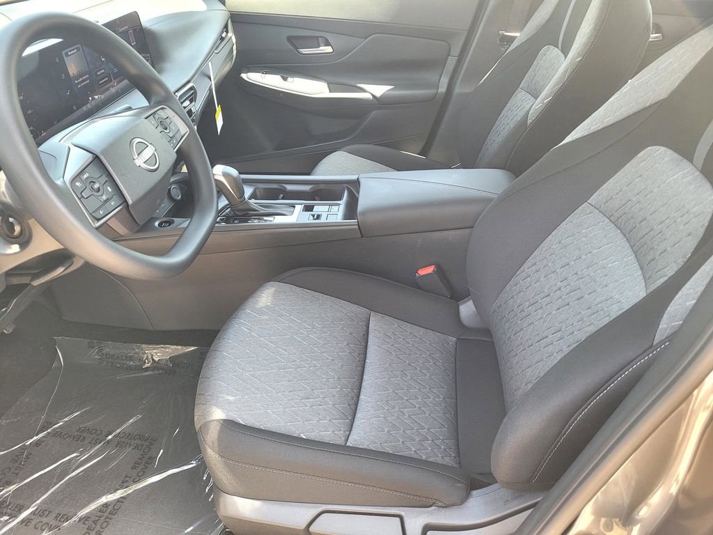 New 2026 Nissan Sentra SV FWD image 10