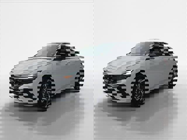 Certified 2025 Hyundai Elantra Sport image 7