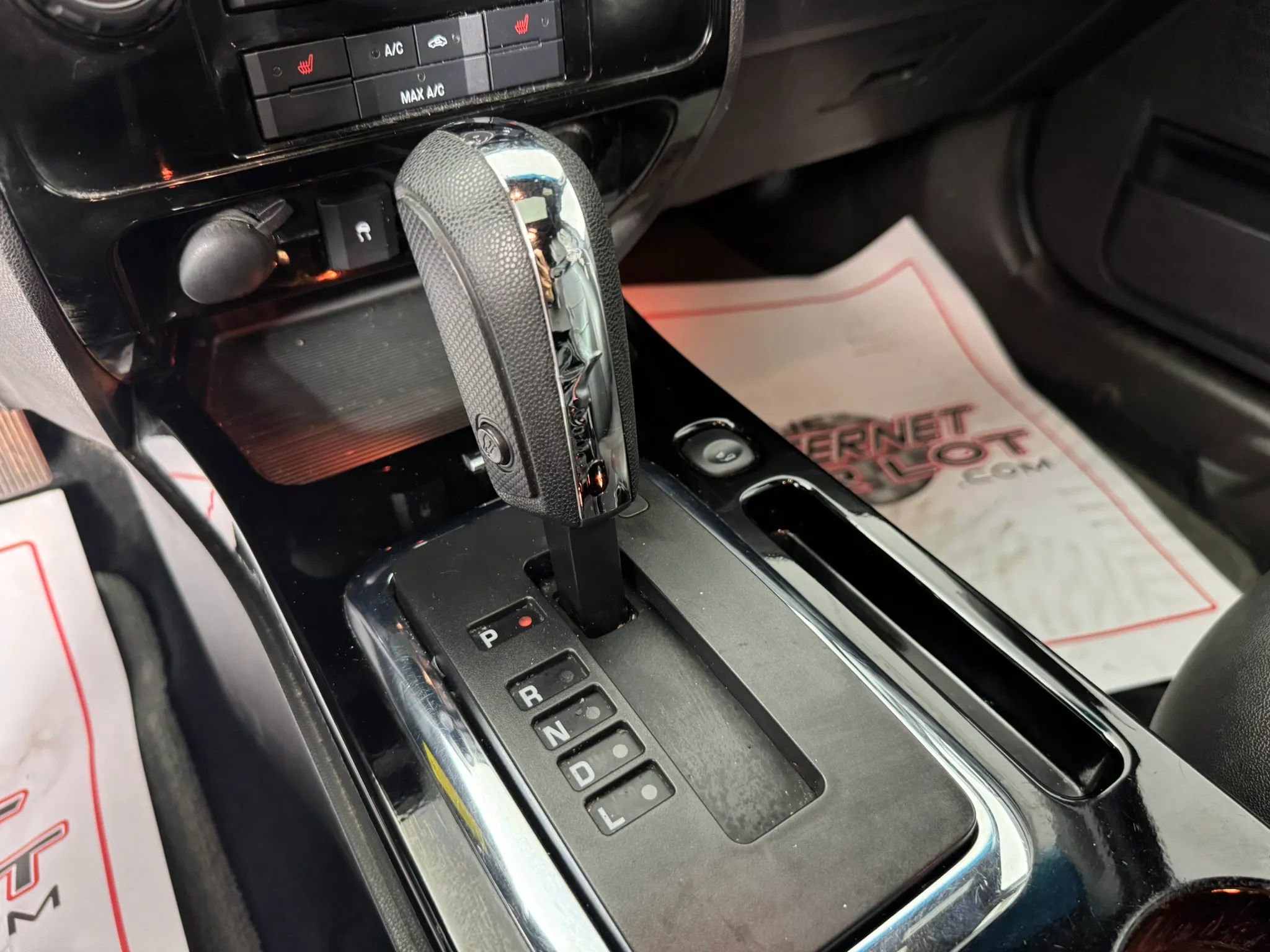 Used 2010 Ford Escape Limited AWD/4WD image 19