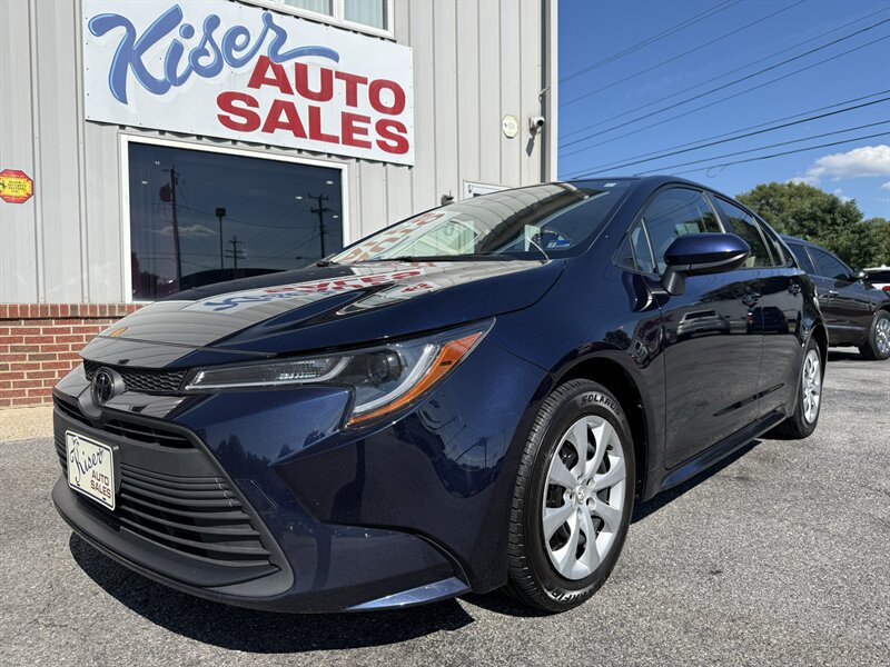 Used 2023 Toyota Corolla LE w/ Carpet Mat Package (TMS)