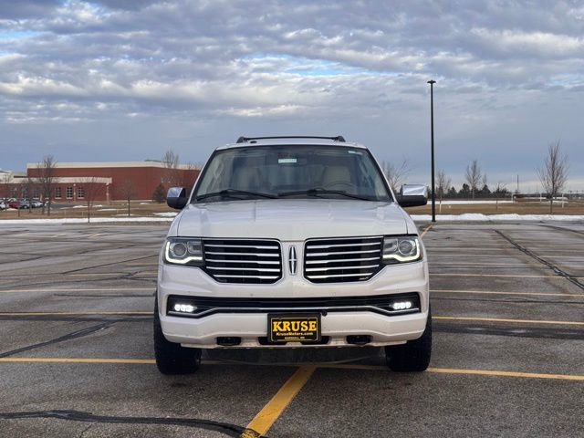 Used 2015 Lincoln Navigator L 4WD image 41