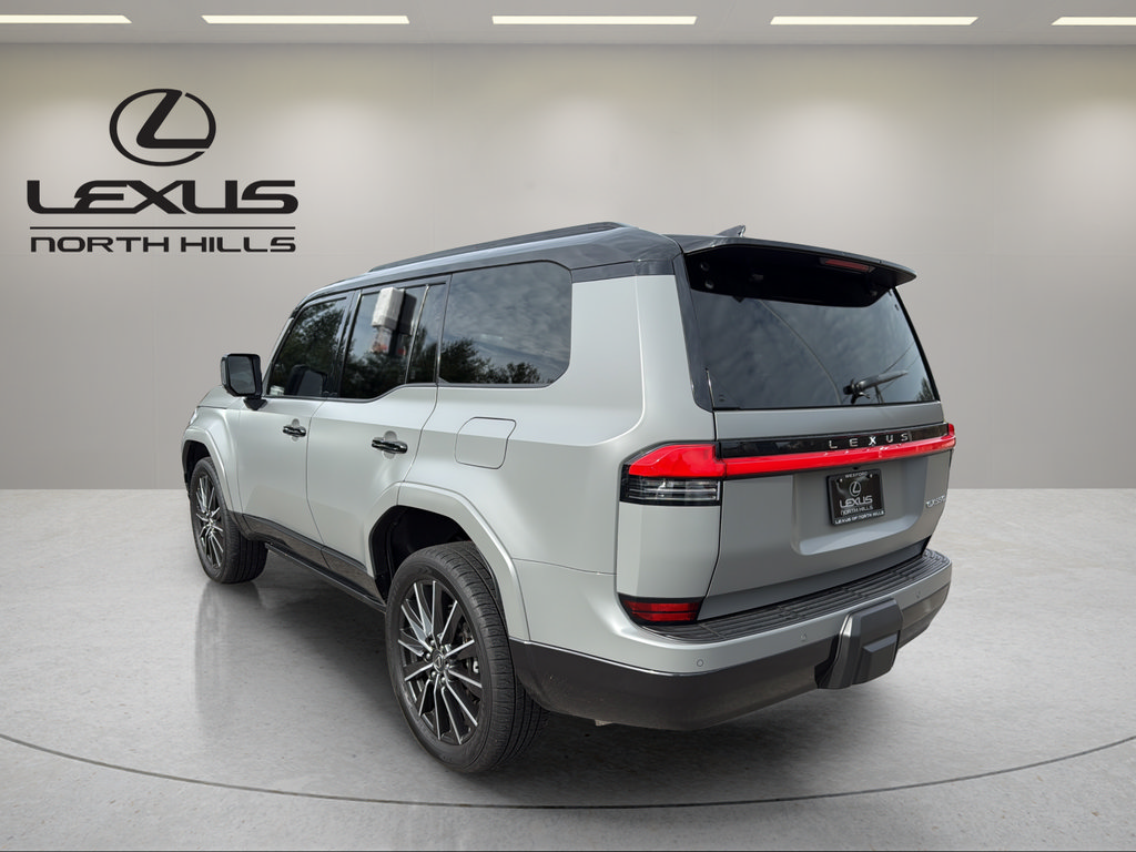 Used 2024 Lexus GX 550 w/ Accessory Package (2T) AWD/4WD image 7