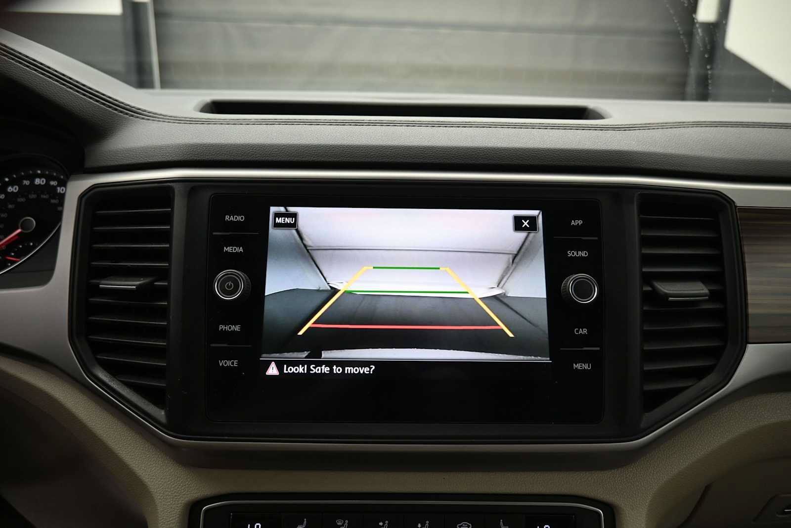 Used 2021 Volkswagen Atlas SE w/ Panoramic Sunroof Package AWD/4WD image 8