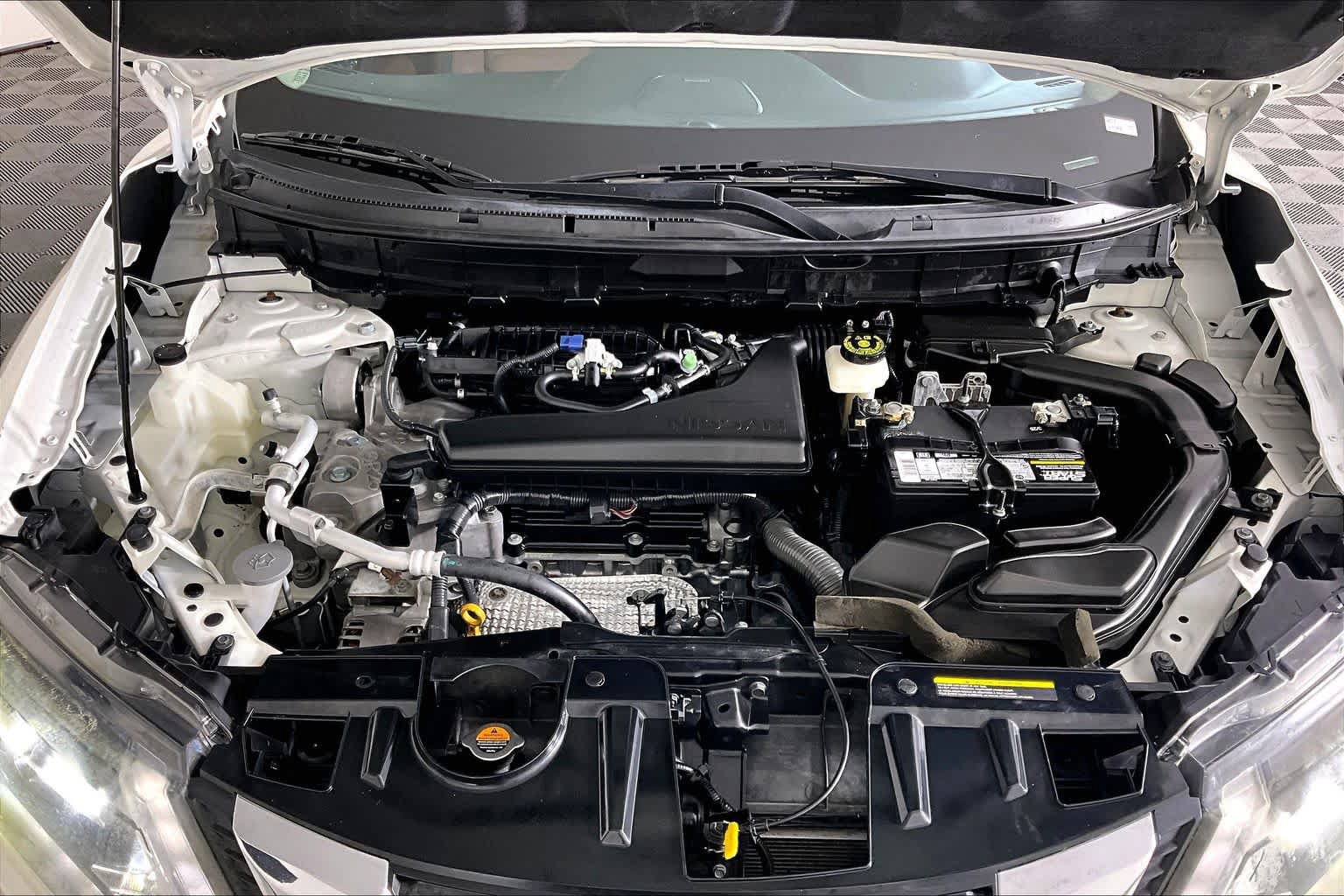 Used 2018 Nissan Rogue SL w/ Premium Package FWD image 29
