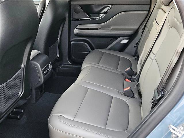 New 2026 Lincoln Corsair Premiere image 14