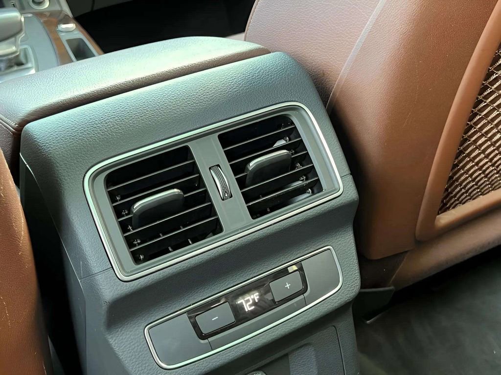 Used 2019 Audi Q5 2.0T Premium w/ Convenience Package image 11