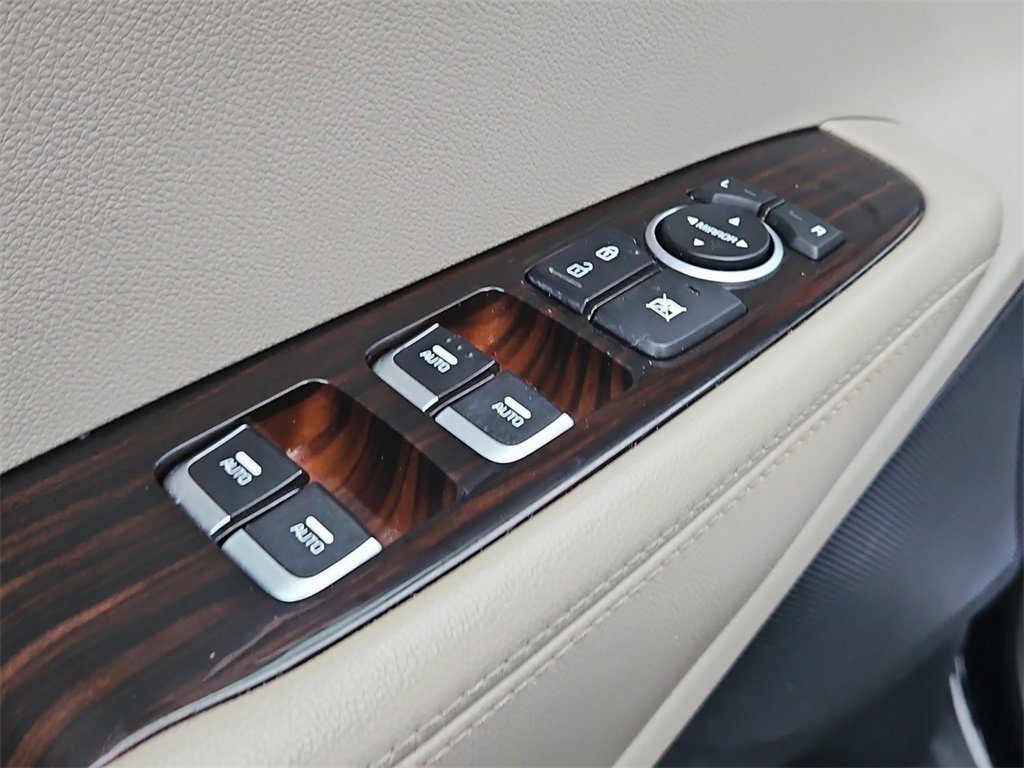 Used 2020 Kia Sorento LX image 32