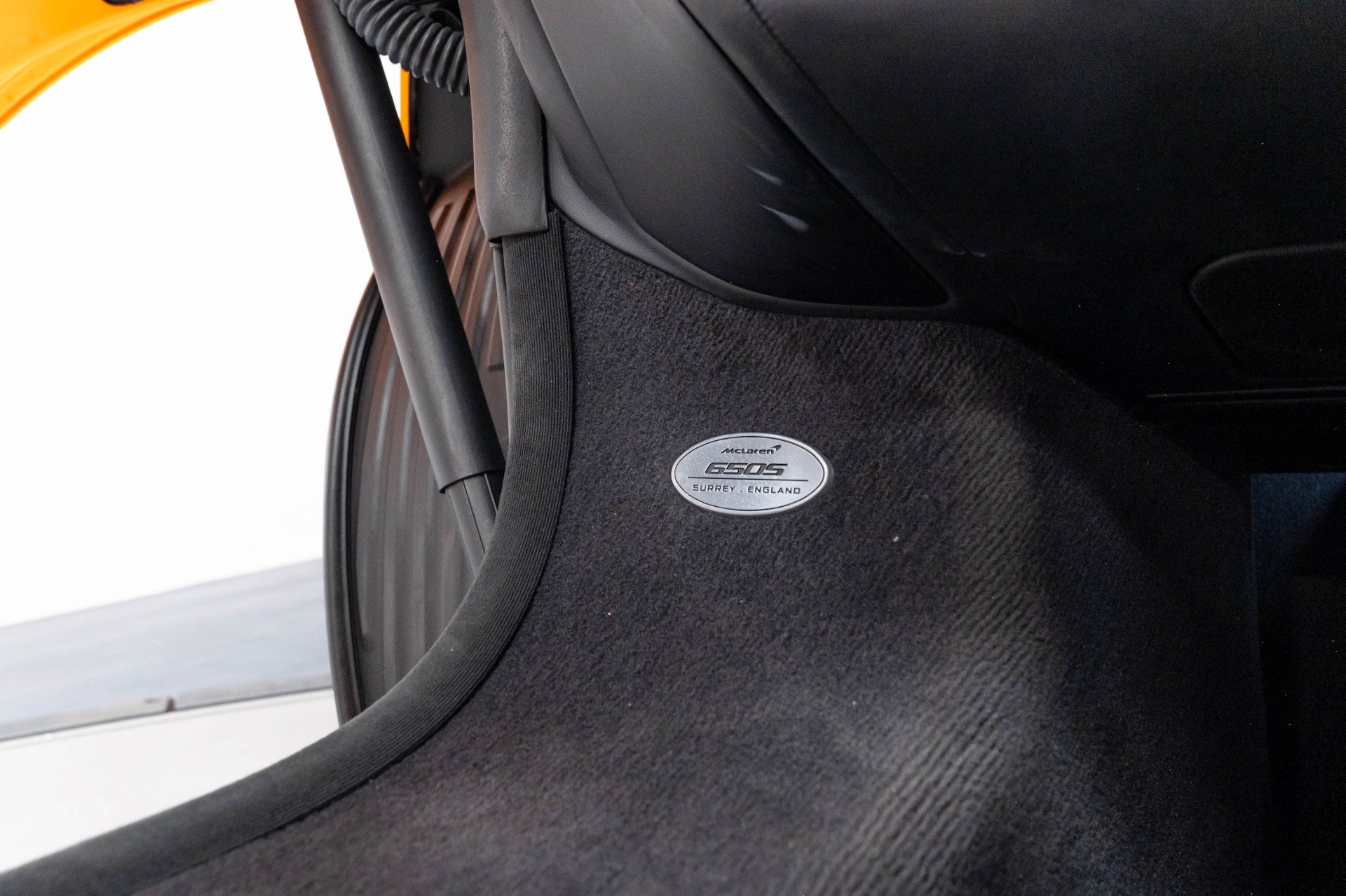 Used 2015 McLaren 650S Spider RWD image 11