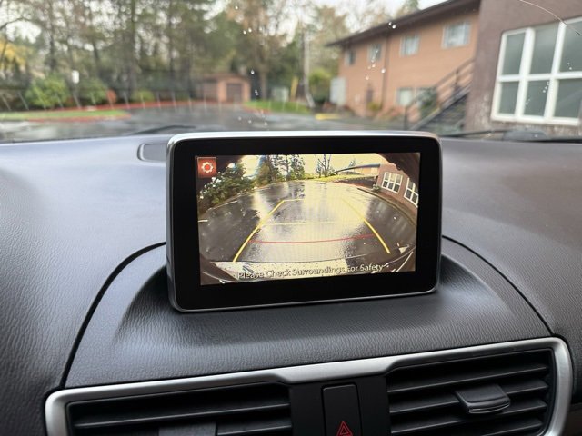 Used 2016 MAZDA MAZDA3 i Sport w/ Preferred Equipment Package image 17