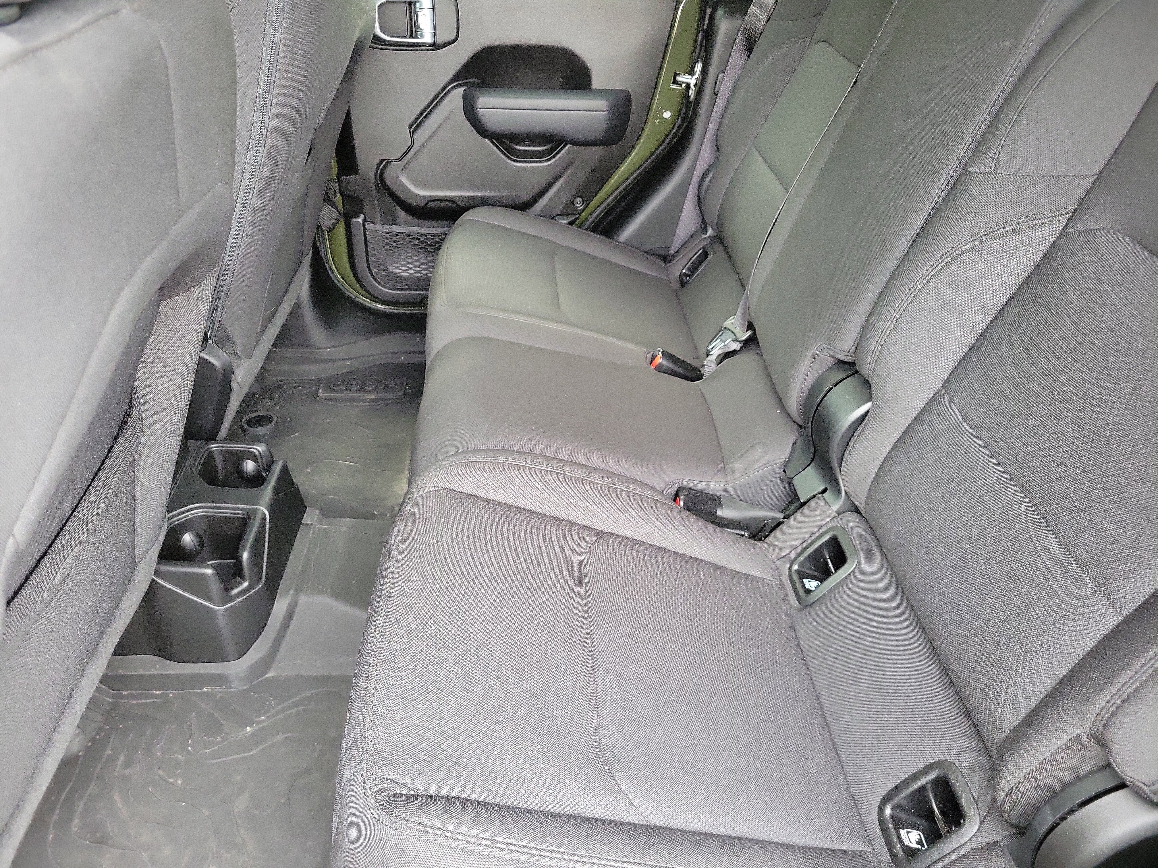 Used 2023 Jeep Gladiator Willys image 12