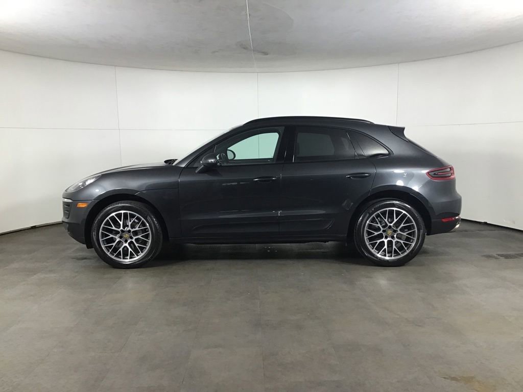 Certified 2017 Porsche Macan S AWD/4WD image 2