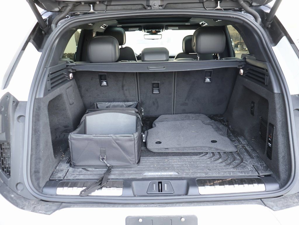 Used 2025 Land Rover Range Rover Sport Dynamic SE image 10