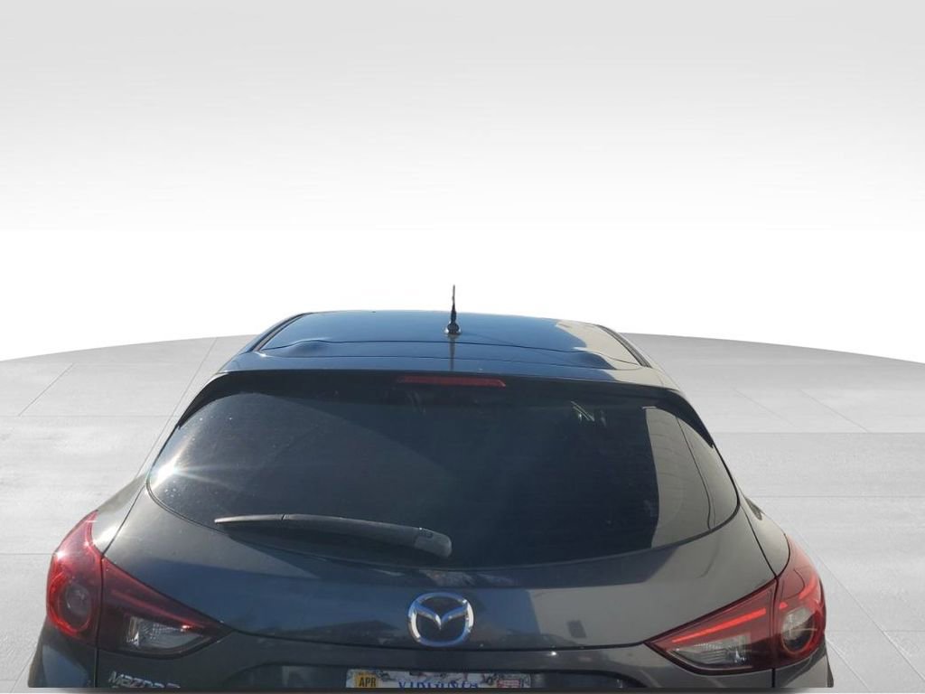 Used 2018 MAZDA MAZDA3 Sport image 4
