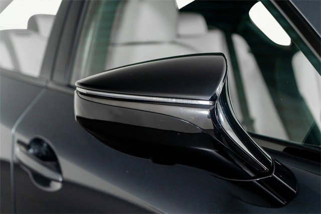 Used 2024 Lexus IS 500 image 31