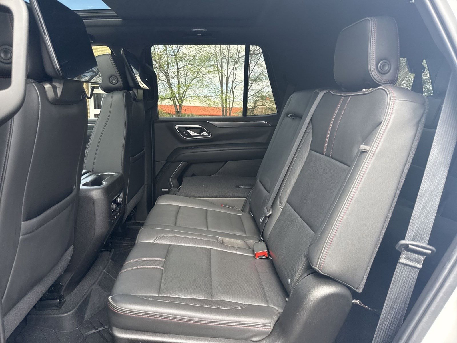 Used 2021 Chevrolet Tahoe RST w/ Luxury Package image 23