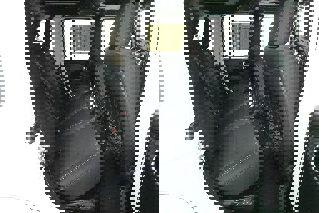 Used 2022 Jeep Wrangler Unlimited Rubicon 4xe w/ Cold Weather Group image 29