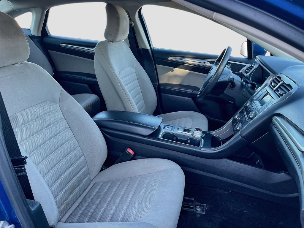 Used 2017 Ford Fusion S FWD image 25
