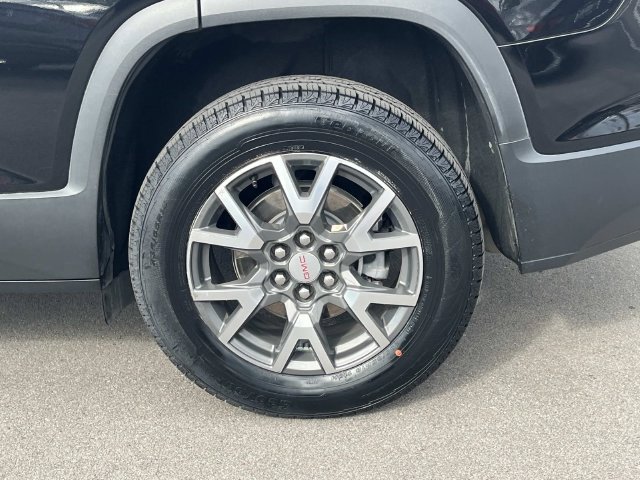 Used 2023 GMC Acadia SLE FWD image 11