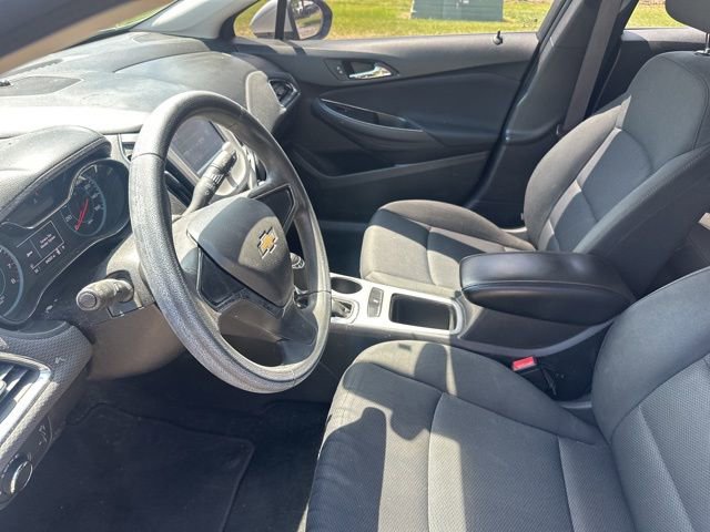 Used 2016 Chevrolet Cruze LS FWD image 7