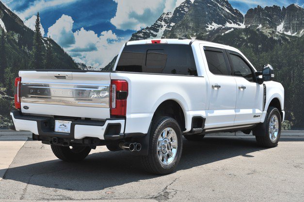 Used 2024 Ford F250 Platinum w/ FX4 Off-Road Package AWD/4WD image 3