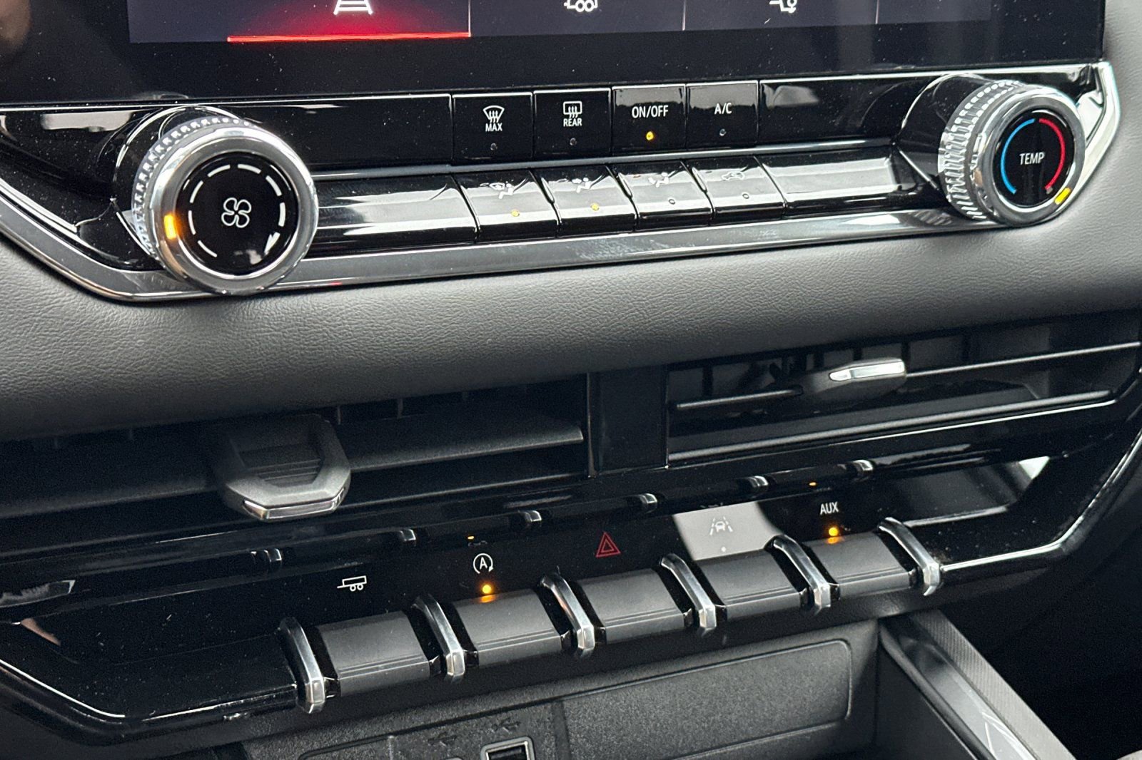 New 2026 GMC Canyon Elevation image 21