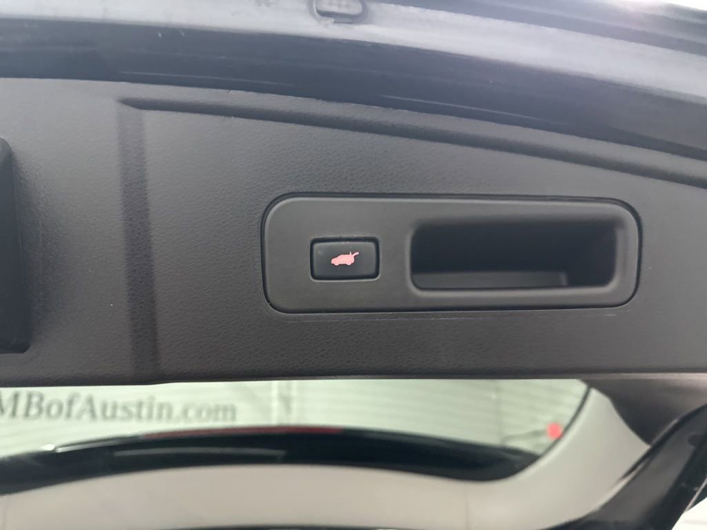 Used 2020 Acura MDX FWD image 27