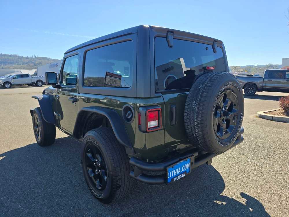 Used 2021 Jeep Wrangler Sport S image 3