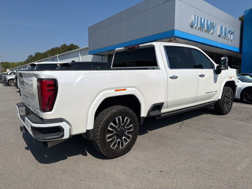 Used 2024 GMC Sierra 2500 Denali Ultimate AWD/4WD image 8