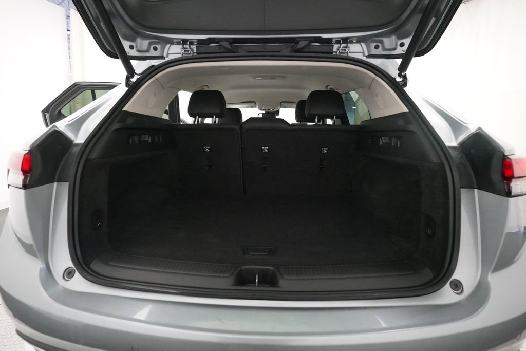Used 2023 Buick Envision Essence FWD image 10