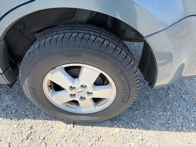 Used 2011 Ford Escape XLT image 6