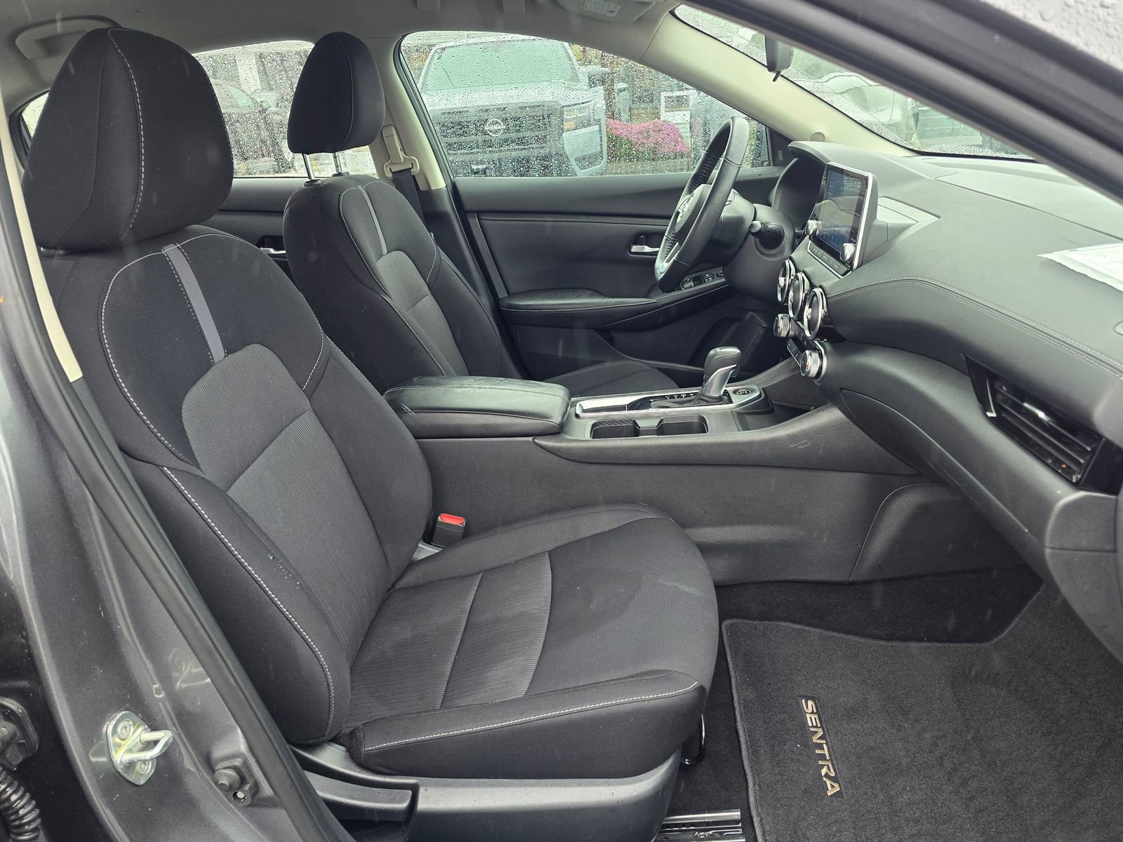 Used 2022 Nissan Sentra SV image 31