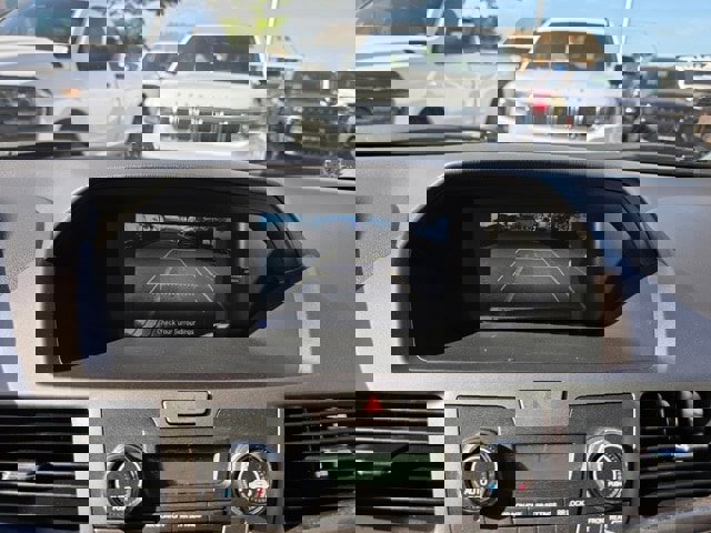 Used 2017 Honda Odyssey SE image 13