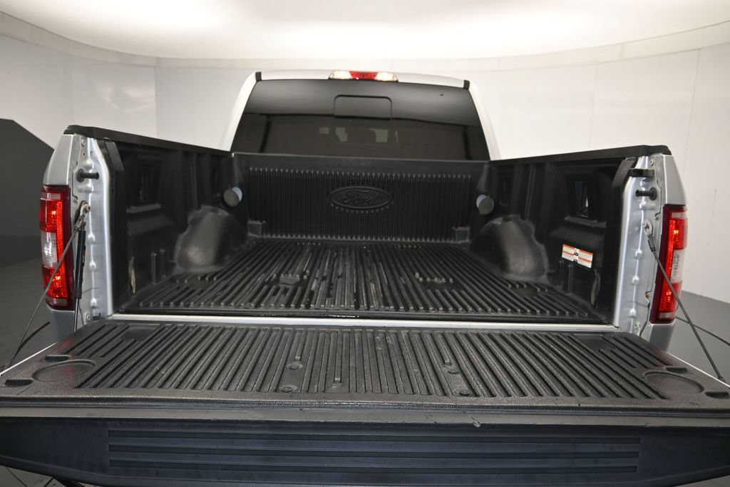 Used 2019 Ford F150 XLT w/ Equipment Group 302A Luxury AWD/4WD image 25