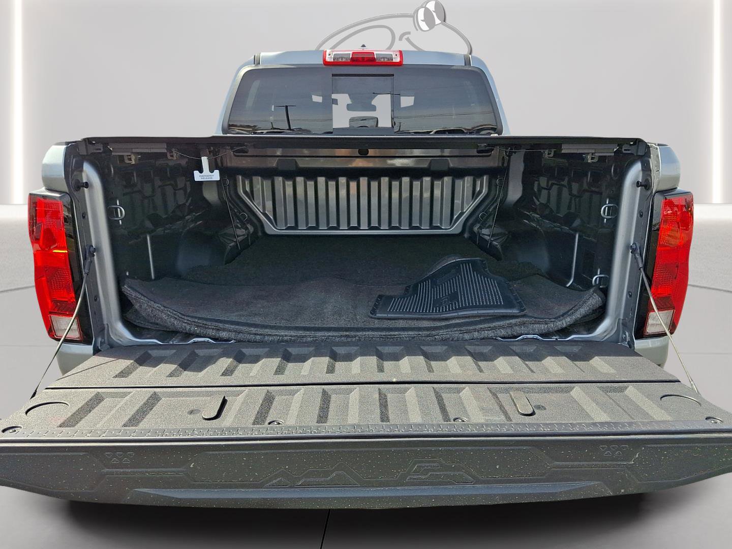 Used 2025 Chevrolet Colorado Trail Boss image 26